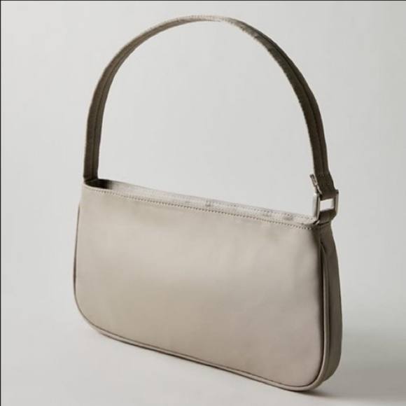 Aritzia Handbags - Aritzia Main Character Regina nylon baguette bag